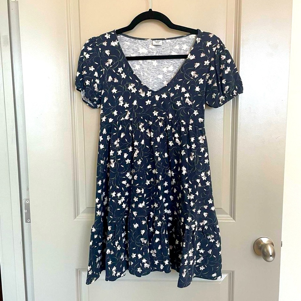 Aritzia Sunday Best floral tiered dress